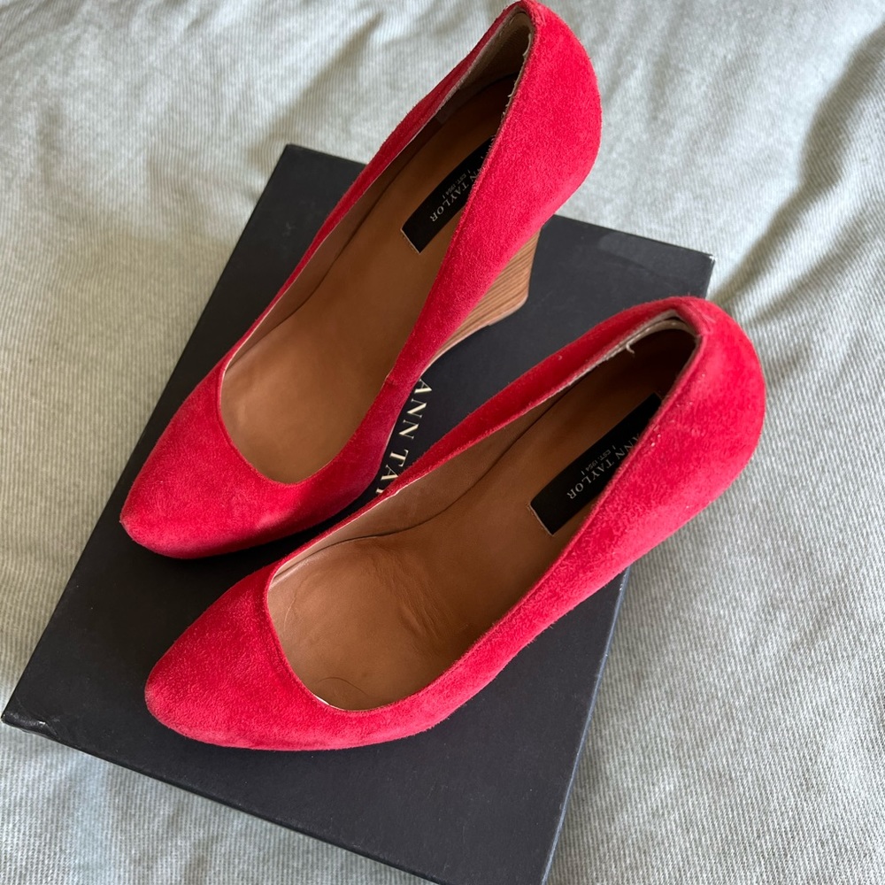 Ann Taylor Lucia Suede Platform Wedge RED